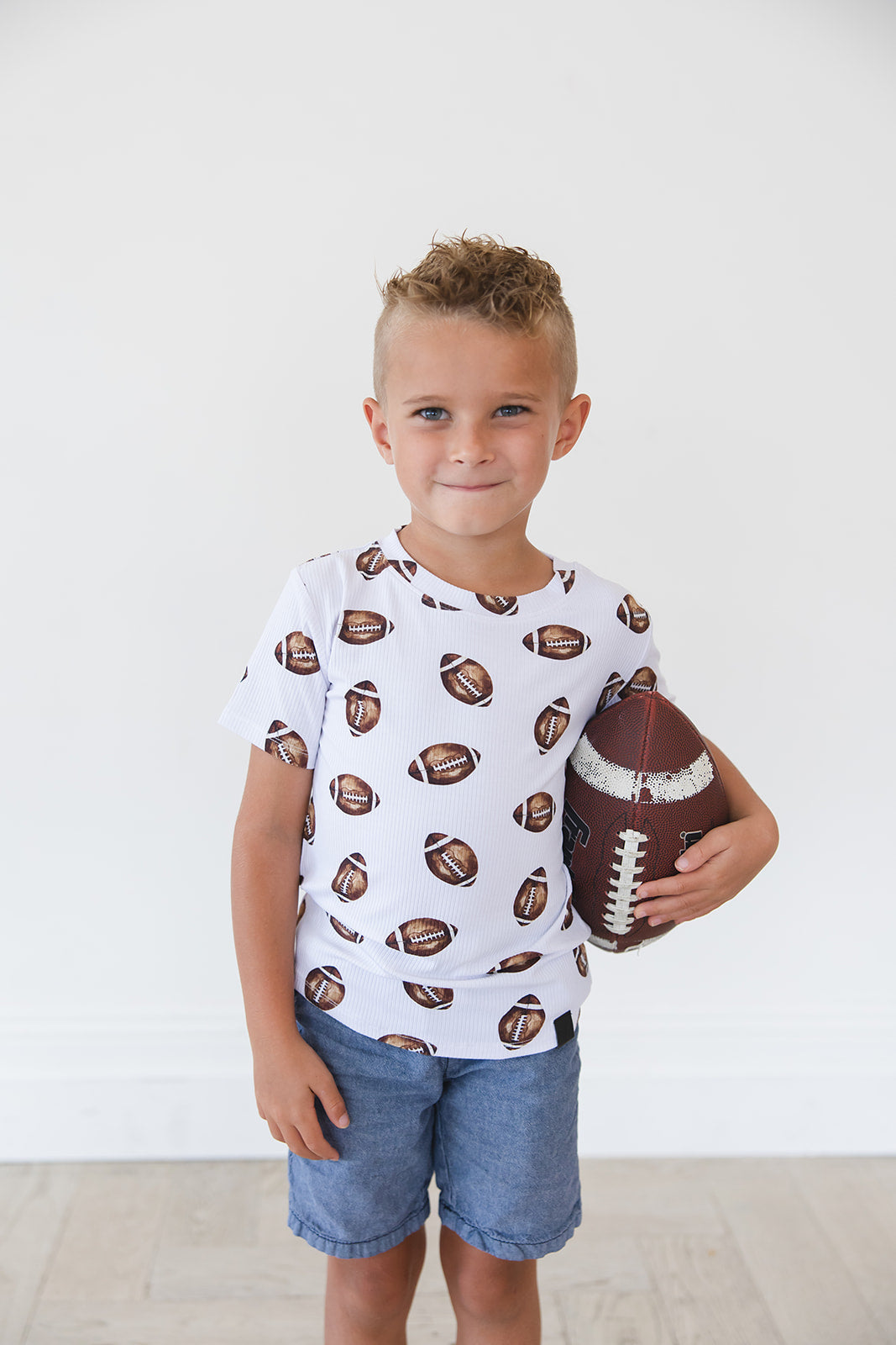 Football (ribbed) - Everyday Tee