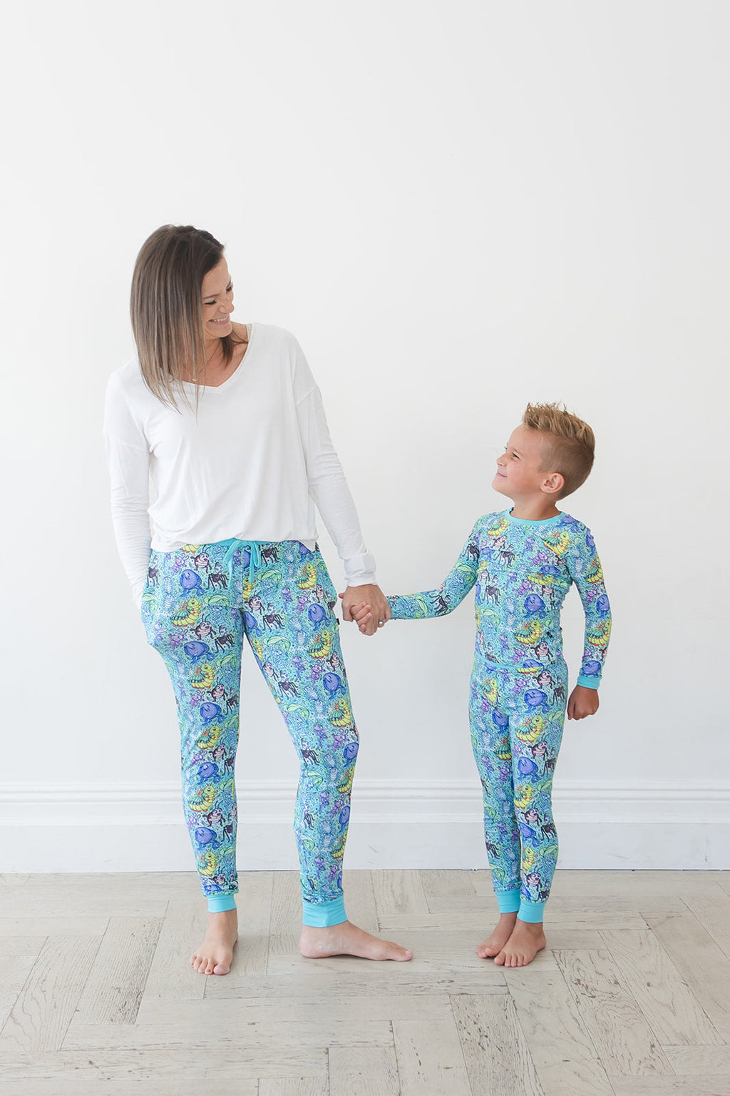 Bugs - Women's Jogger