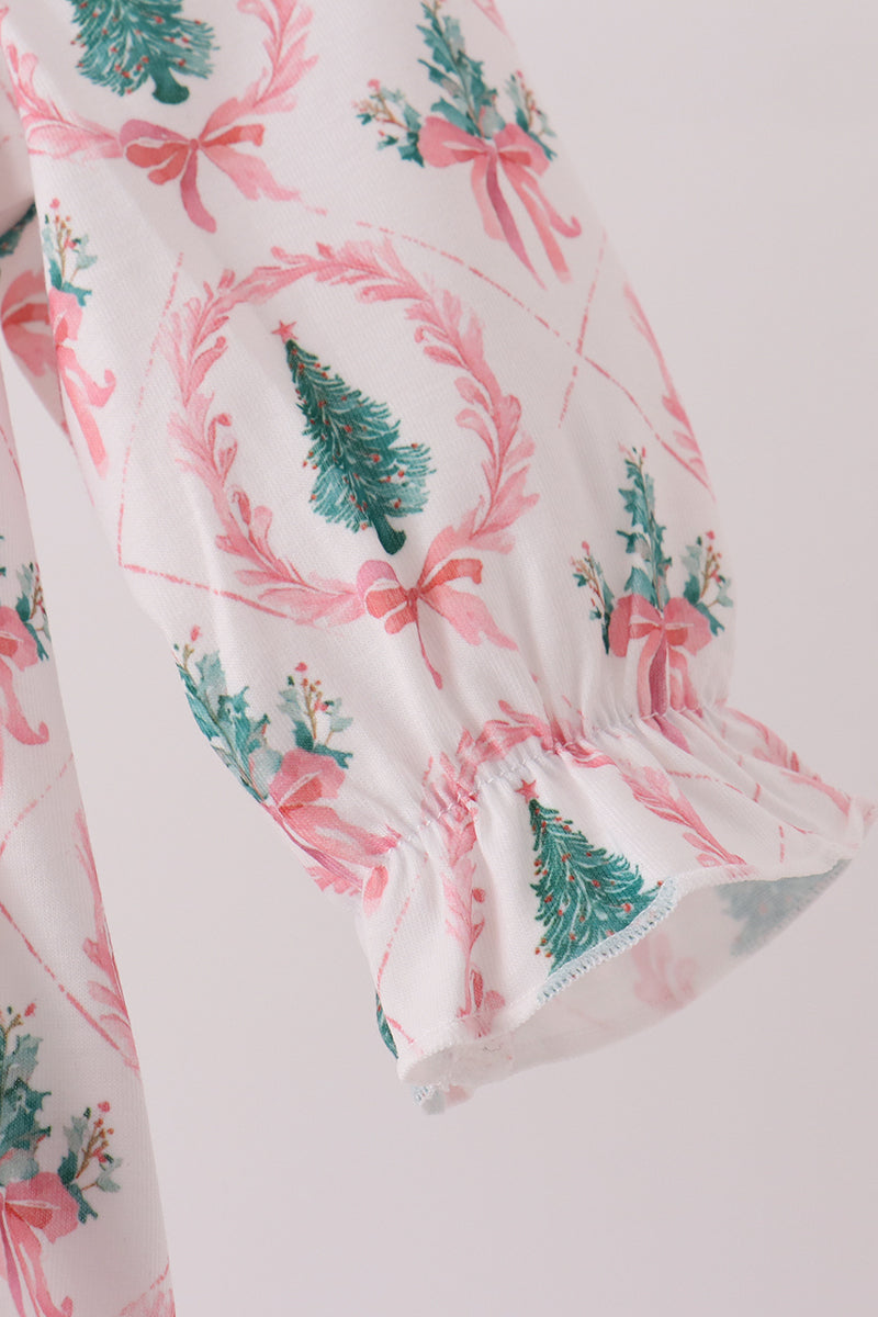 Pink Christmas Tree Embroidery Bubble